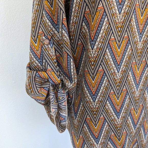 Vintage Retro Print Blouse - Picture 4 of 5